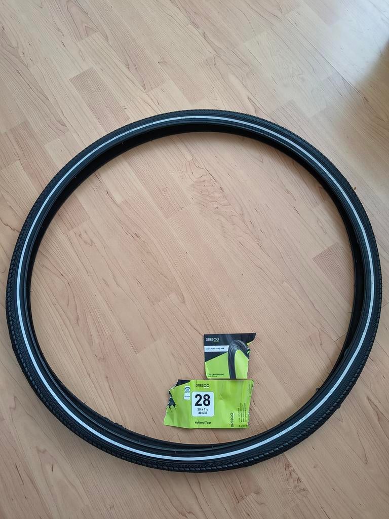 Tyre buitenband 28 x 1 1/2, Ophalen, Zo goed als nieuw, Band