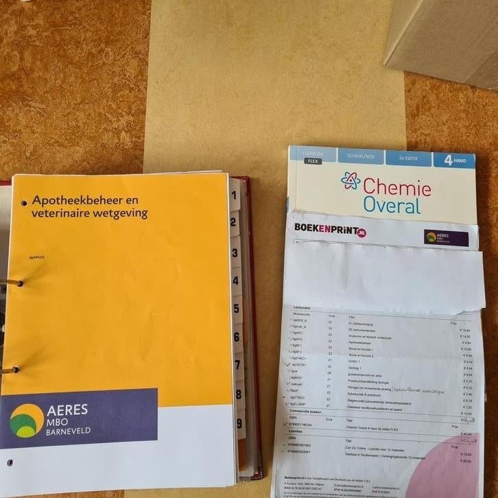 studie-, lesstof Aeres paravet. opleiding Barnevel, 2e jr, Ophalen of Verzenden, Beta, Zo goed als nieuw, MBO