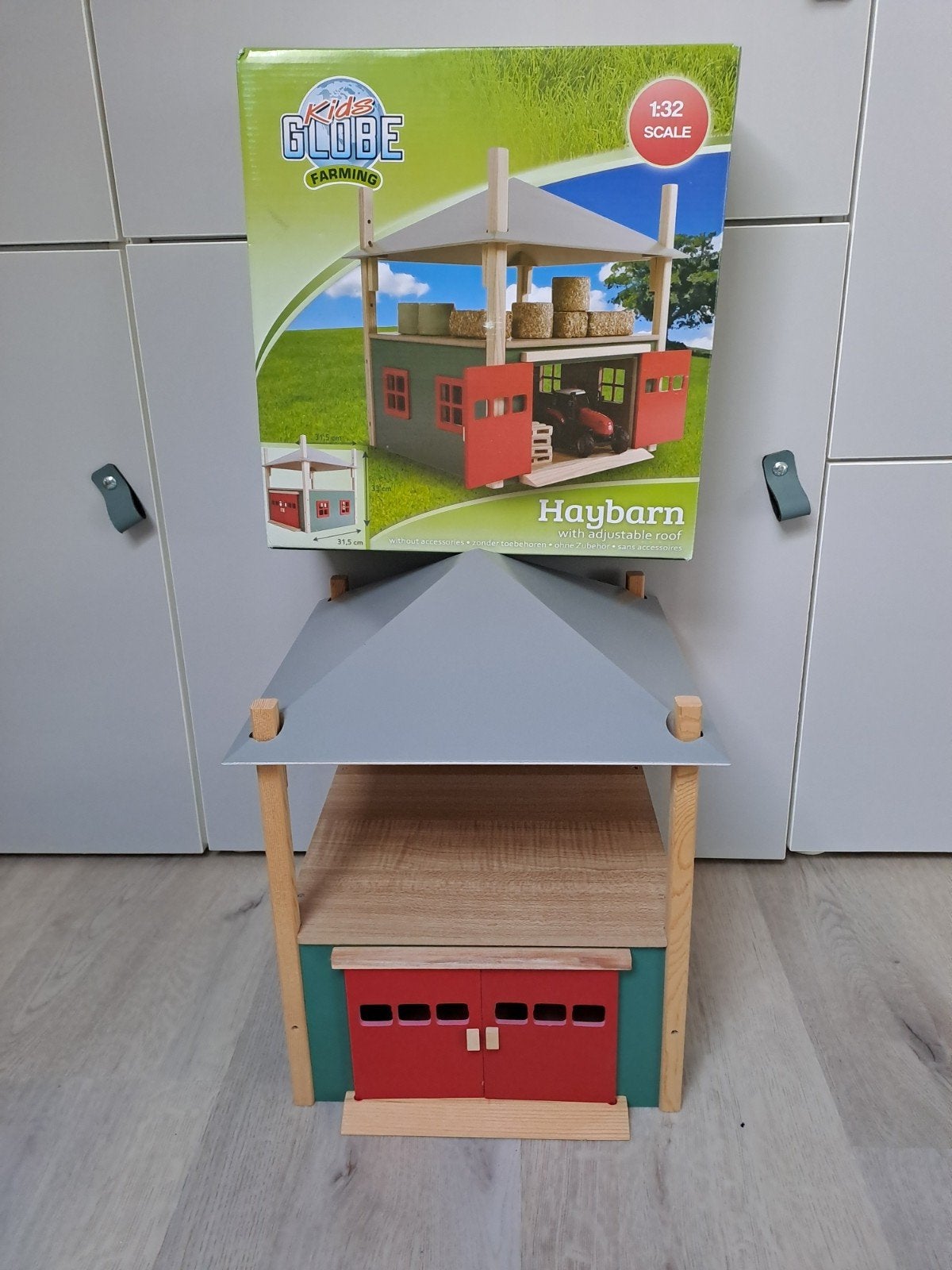 Kids Globe 610086 - Hooiberg 1:32 met verstelbaar dak, Ophalen, Zo goed als nieuw, Tractor of Landbouw, SIKU