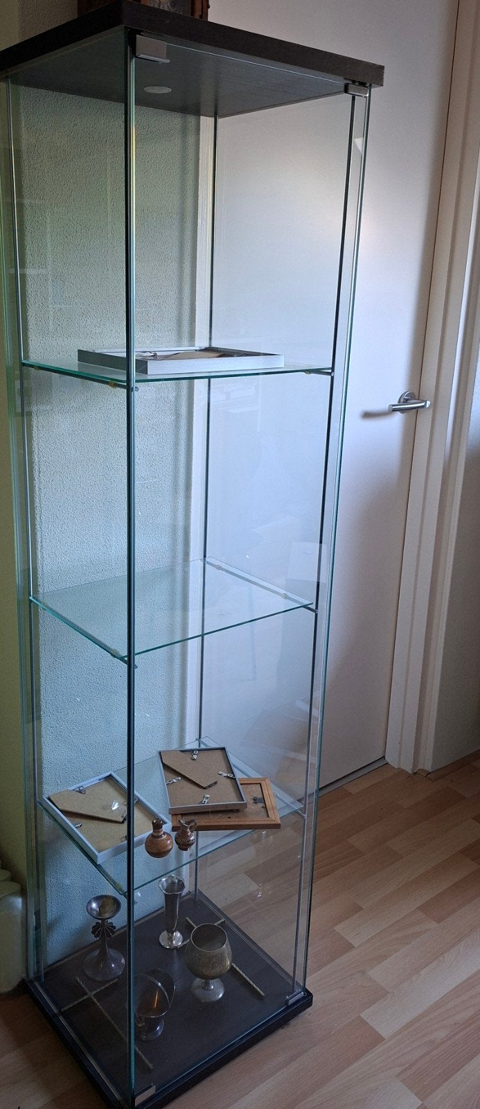 Glazen vitrine kast met 3 glazen legplanken, Ophalen, 50 tot 100 cm, 150 tot 200 cm, 25 tot 50 cm