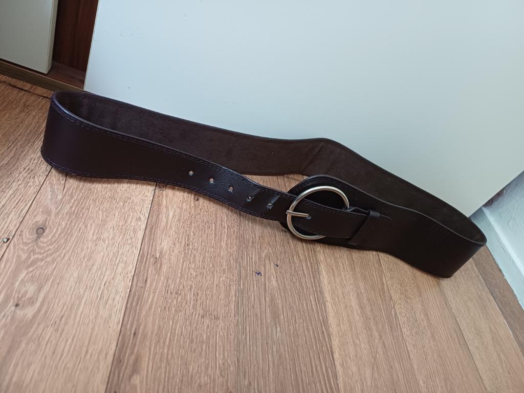 Prachtige bruin riem, Tailleriem, Ophalen of Verzenden, Zo goed als nieuw, Bruin