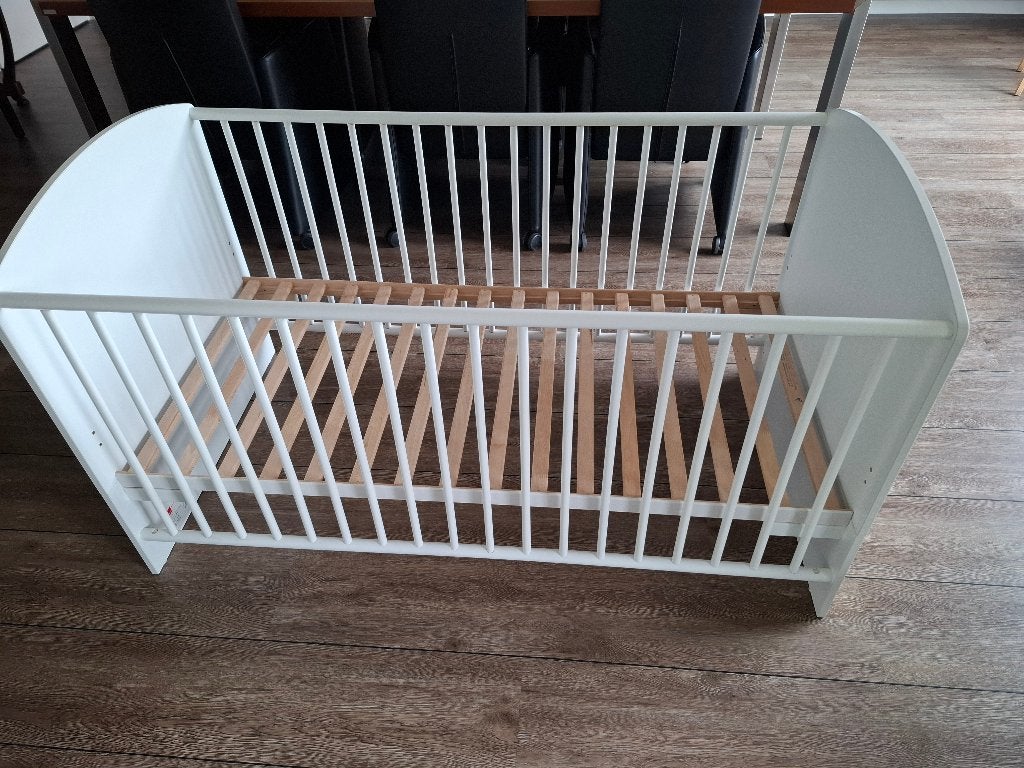 Houten Kinderbedje / ledikantje., Ophalen, Gebruikt, 70 tot 85 cm, 140 tot 160 cm