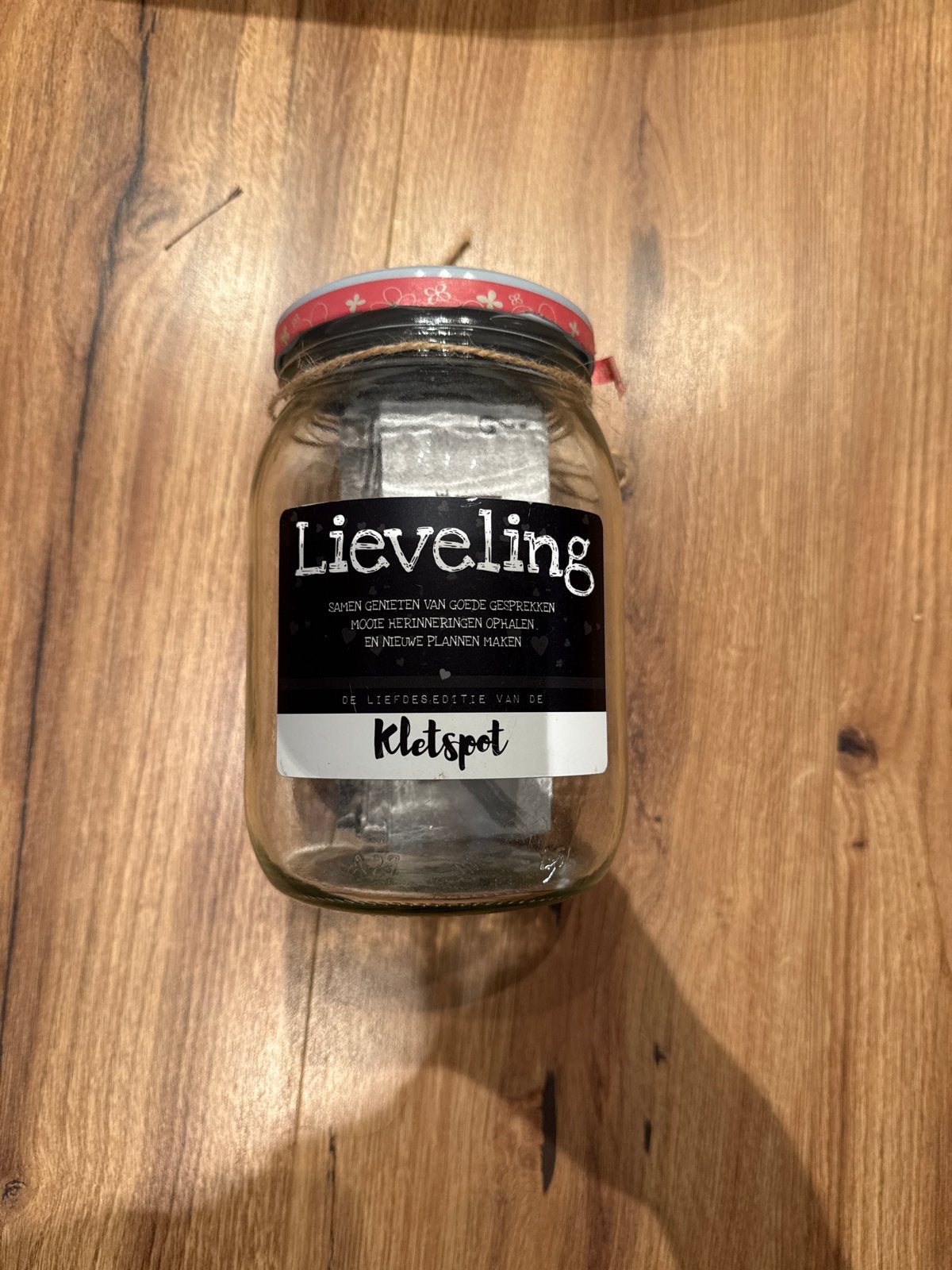 Kletspot 'Lieveling' - Liefdeseditie voor Koppels, Ophalen of Verzenden, Zo goed als nieuw