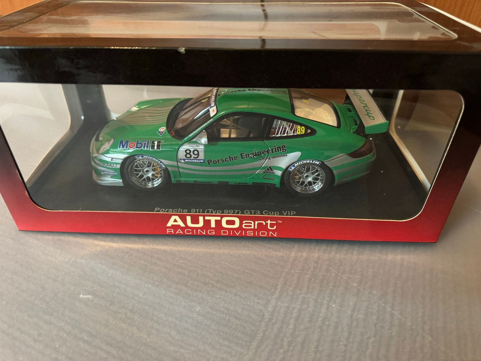 AutoArt Porsche 911 (Typ 997) GT3 Cup VIP 1:18 modelauto, Overige merken, 1:50 of kleiner, Auto, Ophalen of Verzenden