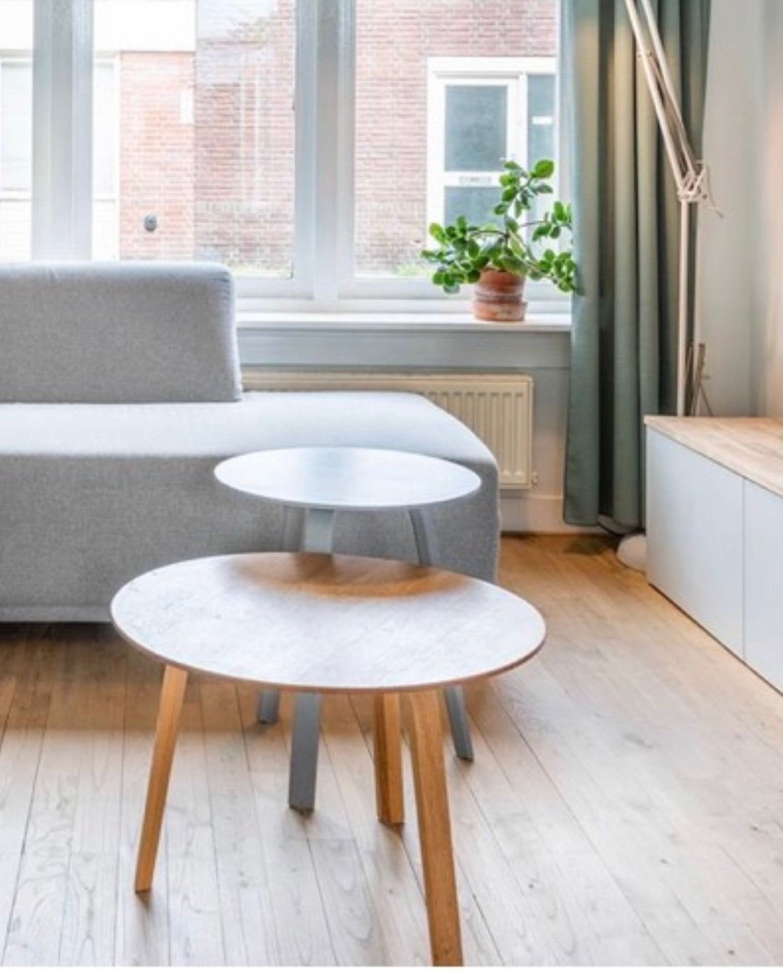 Bijzettafel ferm living hout, Ophalen, Gebruikt