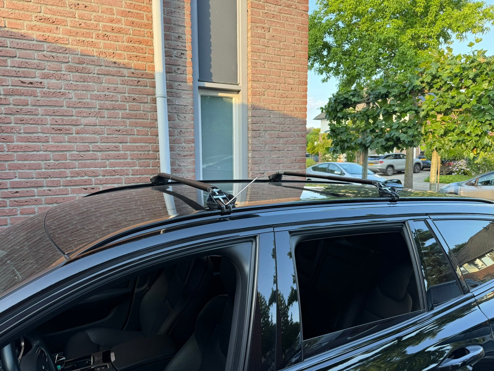 Perfect Fit Dakdragers, volvo v60 en andere geslote rails, Ophalen, Zo goed als nieuw