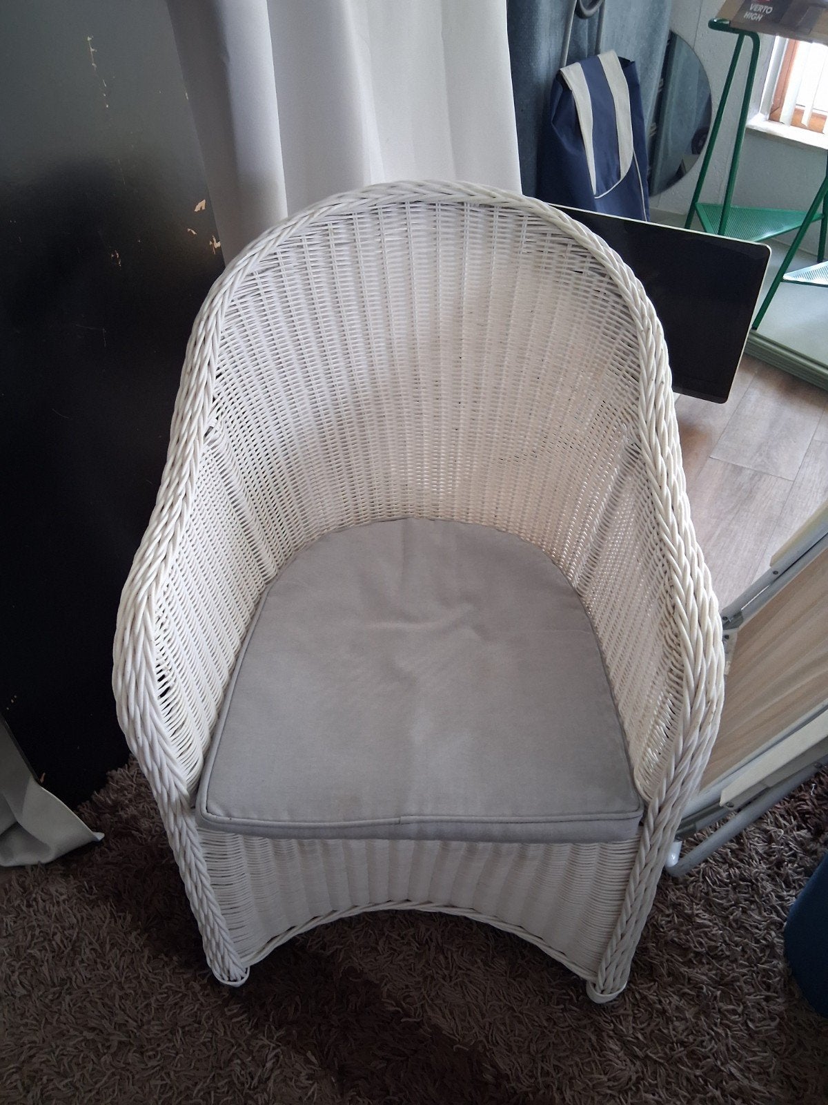 2 witte tuinstoelen, Ophalen of Verzenden, Zo goed als nieuw