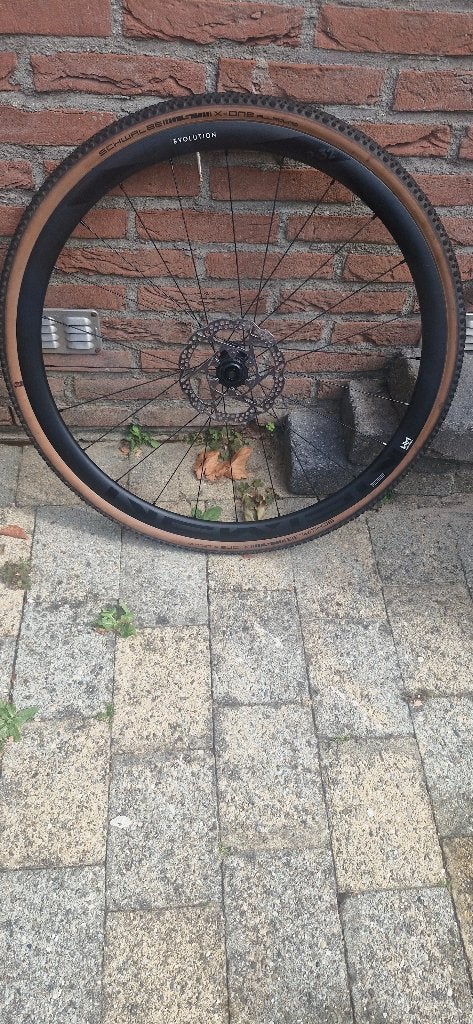 Newmen Evolution R32, Nieuw, Newmen, Aluminium, Racefiets