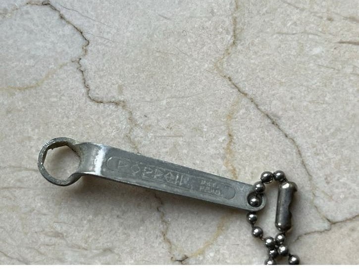 Vintage regel sleuteltje voor poppell aansteker, Ophalen of Verzenden, Zo goed als nieuw, Overige typen