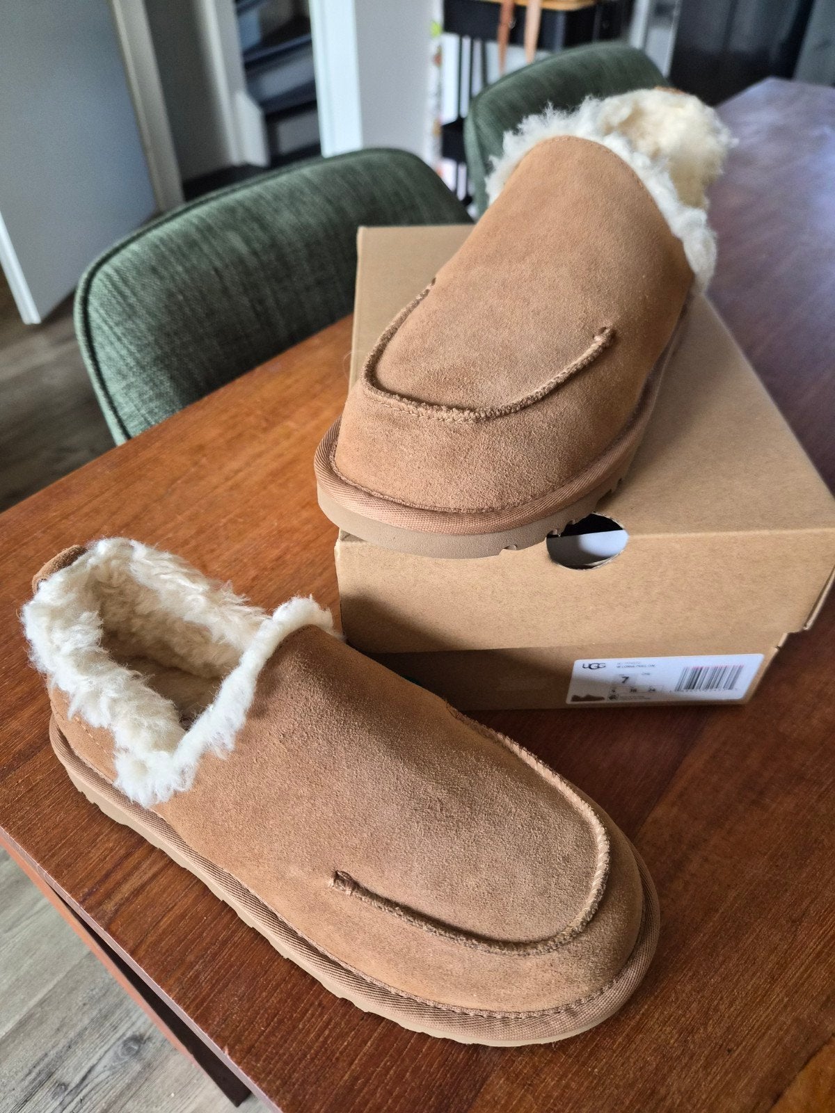 NIEUWE Ugg pantoffels Loria pull on 38, UGG, Bruin, Nieuw, Ophalen of Verzenden