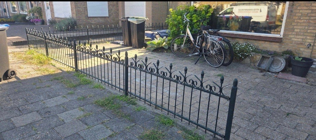 Groen Hekwerk 20m met Poort en 13 Palen - 75cm Hoog, Ophalen, Met poort, Gebruikt, Sierhekwerk