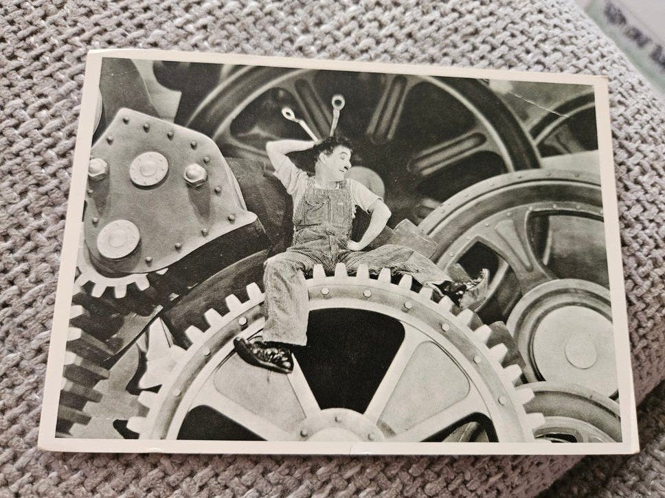 Charlie Chaplin in Modern Times, Ophalen of Verzenden