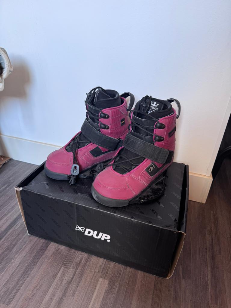 Double up pro model wakeboard bindingen maat 41-42, Ophalen of Verzenden, Zo goed als nieuw, Heer, Overige typen