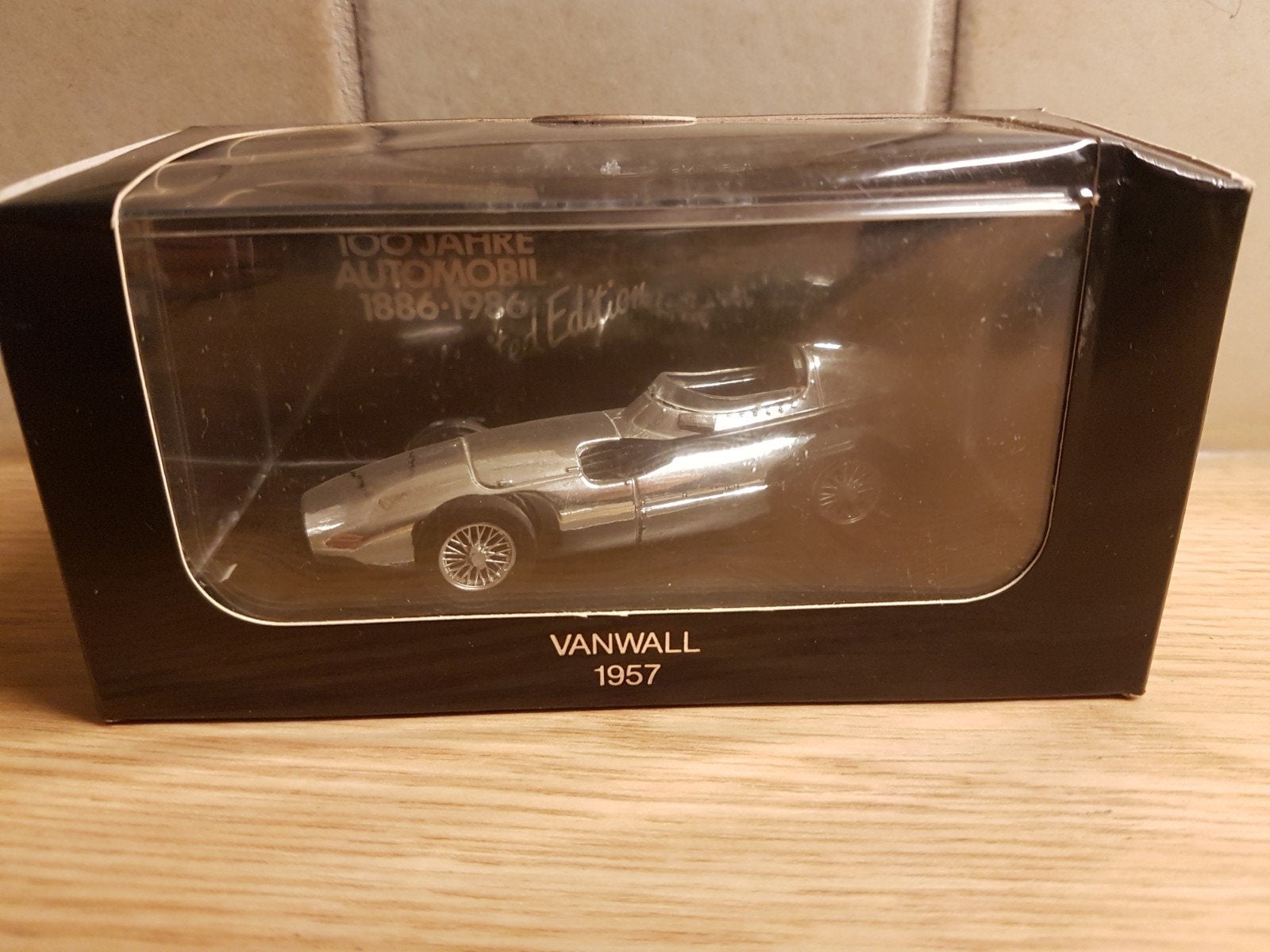 f1 van wall 100 jahre automobil 1886-1986. 1957, Ophalen of Verzenden, Zo goed als nieuw, Auto, Overige merken