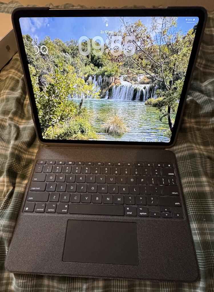 Apple Ipad Pro M2 12.9 128GB met Logi combi pro, Computers en Software, Apple iPads, Ophalen, Gebruikt, Apple iPad, 12 inch