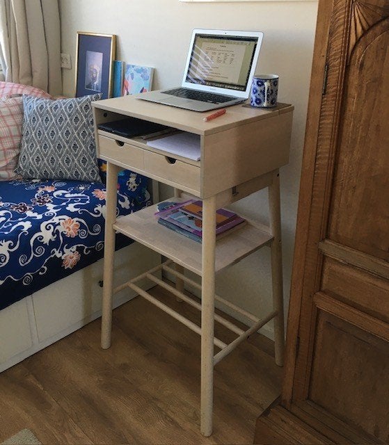 IKEA Knotten sta bureau / side table, Huis en Inrichting, Bureaus, Ophalen, Hout, 62 cm, Zo goed als nieuw