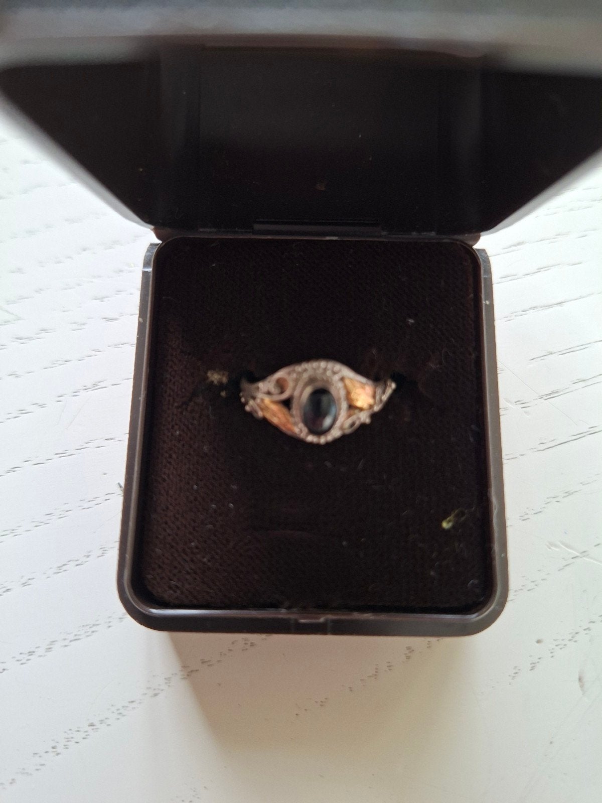 Vintage zilveren(925) dames filigrain ring met onyx steentje, Ophalen of Verzenden, Zilver, Zilver, Dame
