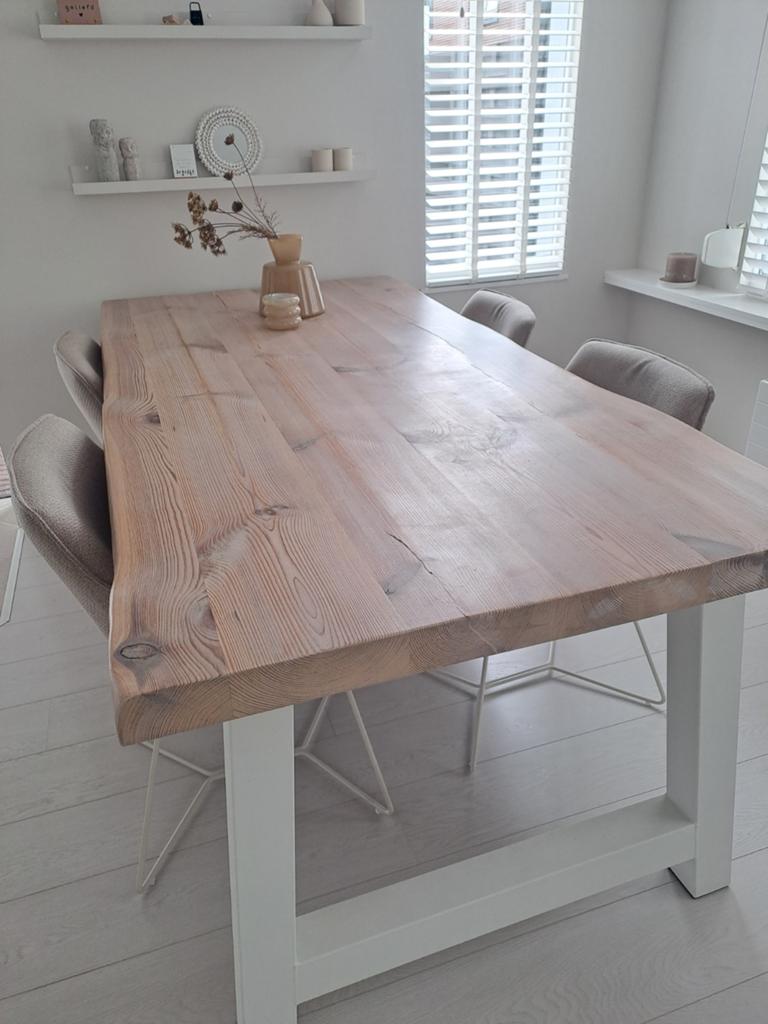 Robuuste eettafel van Meneer van Hout, wit onderstel, Huis en Inrichting, Tafels | Eettafels, Gebruikt, 50 tot 100 cm, 200 cm of meer