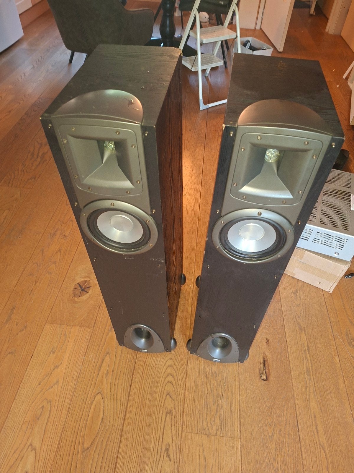 Klipsch Synergy F1 Vloerstaande Luidsprekers (Set van 2), Vloerstaande luidspreker, Gebruikt, 60 tot 120 watt, Geschikt voor surround/home cinema