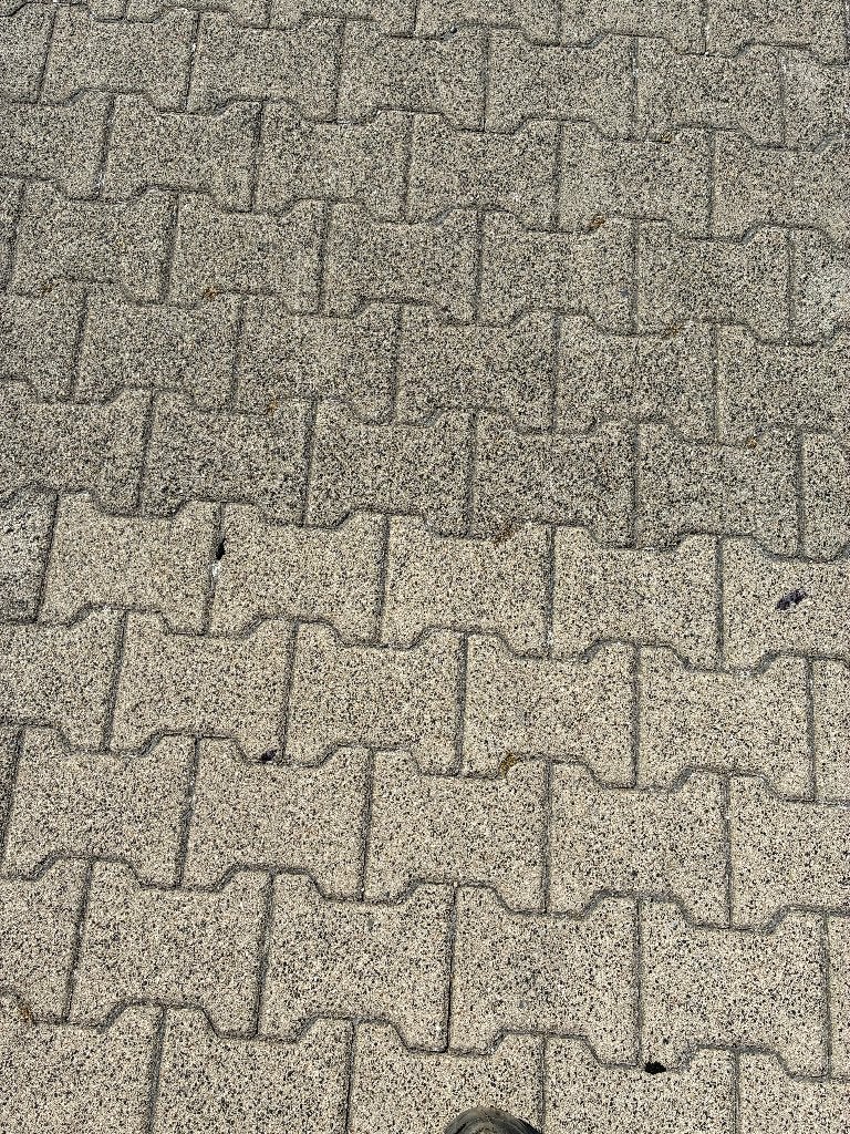 Gebruikte Profielstenen/H-Klinkers, Ca. 10cm dik, Ca. 6000m², Tuin en Terras, Gebruikt, Klinkers, Ophalen of Verzenden, 10 m² of meer