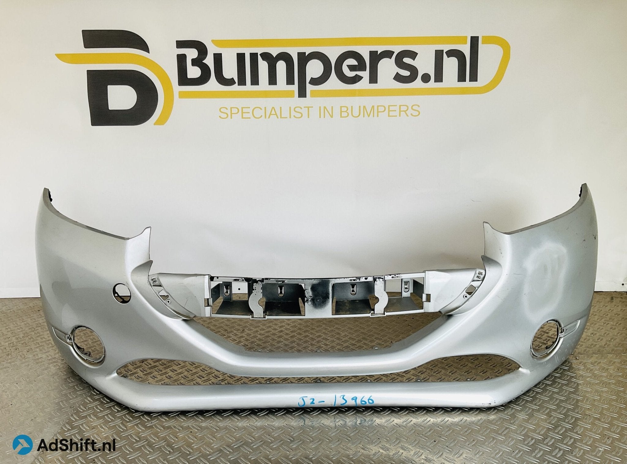 Bumper Peugeot 208 12-16 967279447700 Voorbumper 2-J2-13966z, Auto-onderdelen, Carrosserie en Plaatwerk, Bumper