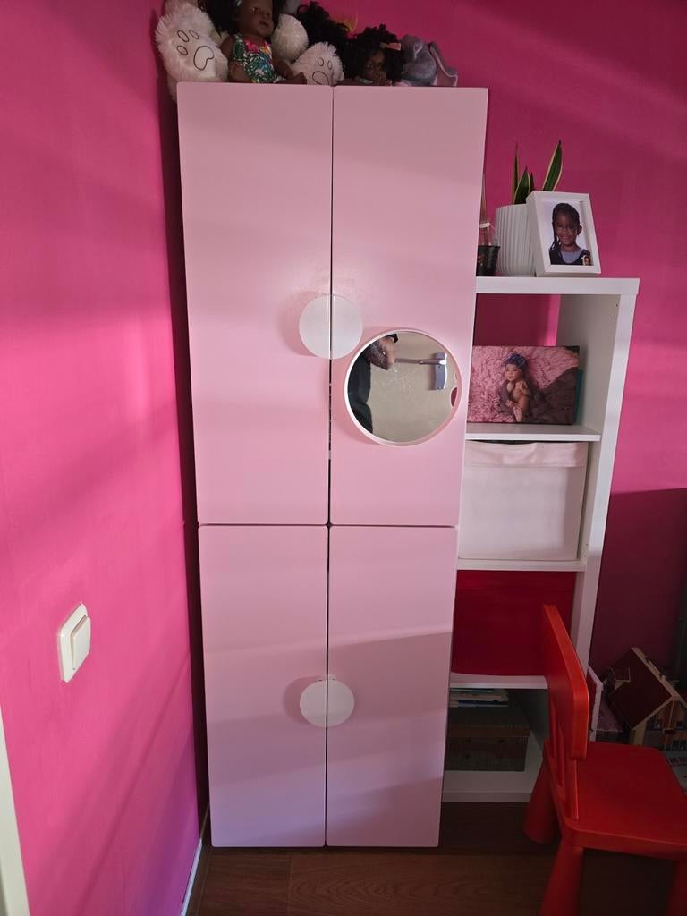 Te koop ikea kinder kleidingkast., Kinderen en Baby's, Kinderkamer | Commodes en Kasten, Ophalen, 50 tot 70 cm, Minder dan 75 cm