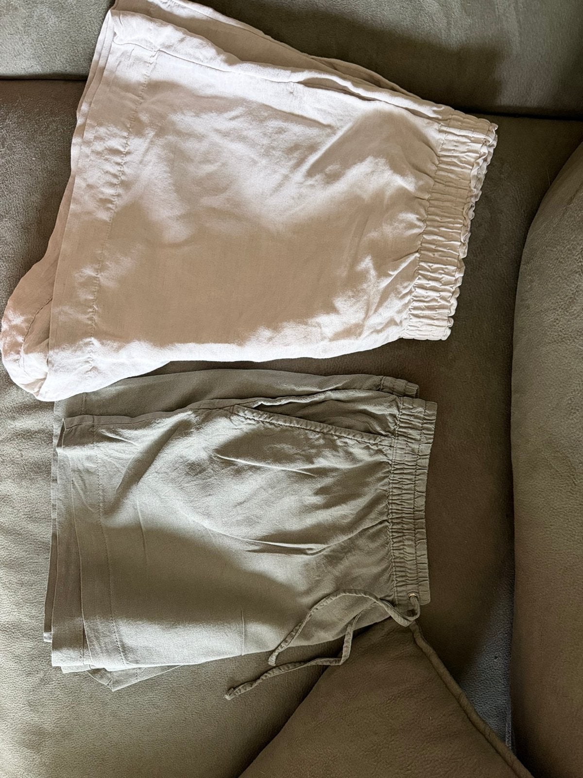 Beige & kaki linnen shorts H&M maat XL, Kort, Beige, Maat 42/44 (L), Ophalen of Verzenden
