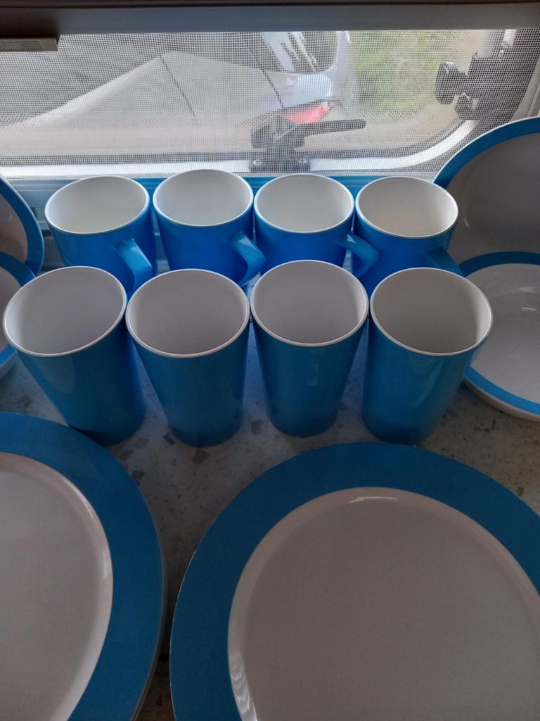 Camping servies 4 persoons, Caravans en Kamperen, Kampeeraccessoires, Ophalen