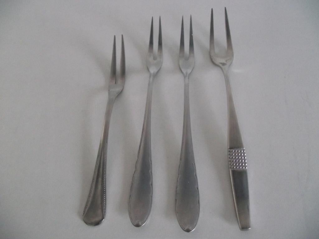 4 dienvork 20 cm Amefa parelrand Keltum durfine Silvello p s, Ophalen of Verzenden