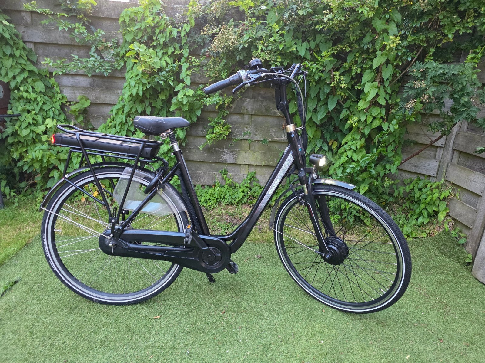 Sparta F8e Limited elektrische fiets, €725, Fietsen en Brommers, 51 tot 55 cm, Ophalen, Zo goed als nieuw, Sparta