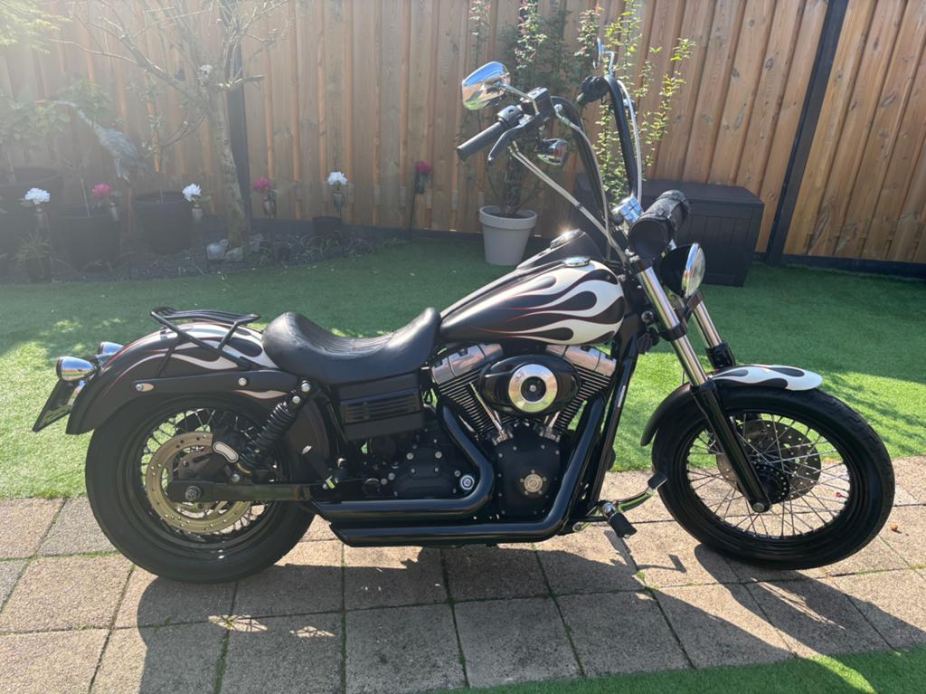 Custom dyna streetbob, Motoren, Motoren | Harley-Davidson, Particulier, Chopper