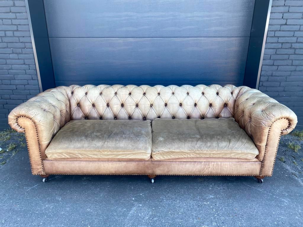 Stoere Chesterfield bank vintage licht cognac, 125 cm of meer, Leer, Ophalen of Verzenden, Zo goed als nieuw
