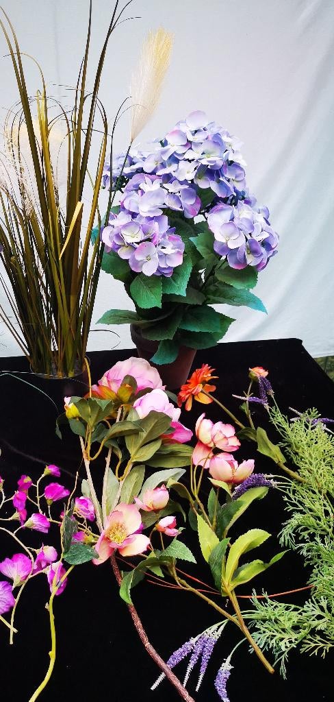 Sfeervol kunstboeket paarse hortensia bloemen vlinders gras, Kunststof, Ophalen of Verzenden, Zo goed als nieuw