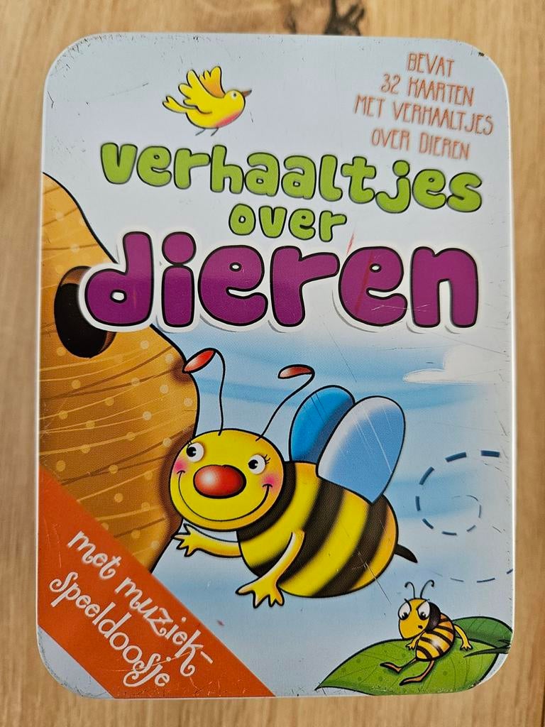 Verhaaltjes over Dieren met Muziek Speeldoosje, Ophalen of Verzenden, Zo goed als nieuw, Diverse auteurs
