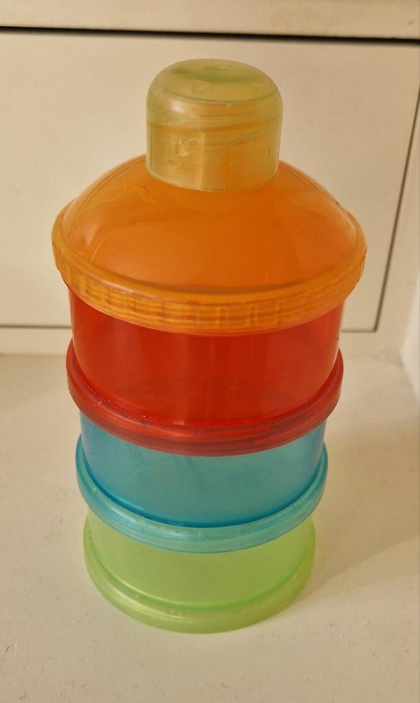Melkpoeder pap bewaarbakjes met handige schenktuit, Kinderen en Baby's, Babyvoeding en Toebehoren, Ophalen of Verzenden, Zo goed als nieuw