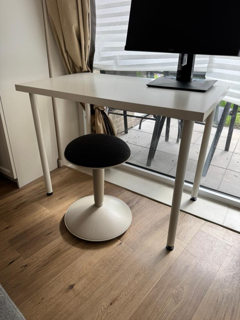 Ikea kruk, Huis en Inrichting, Ophalen, In hoogte verstelbaar, Zo goed als nieuw, Kunststof