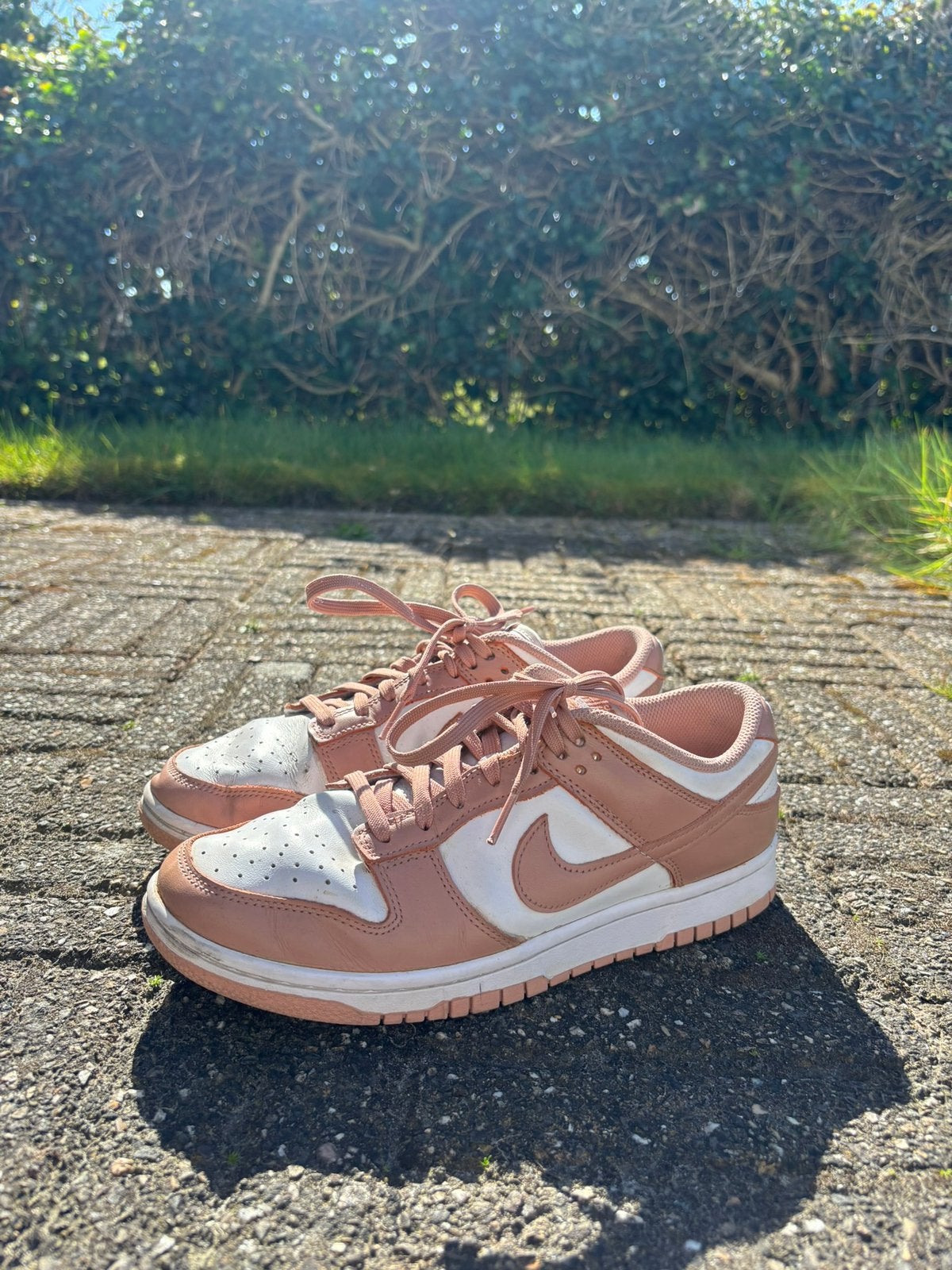 Roze nike dunk low maat 41, Ophalen of Verzenden, Zo goed als nieuw, Roze, Sneakers of Gympen