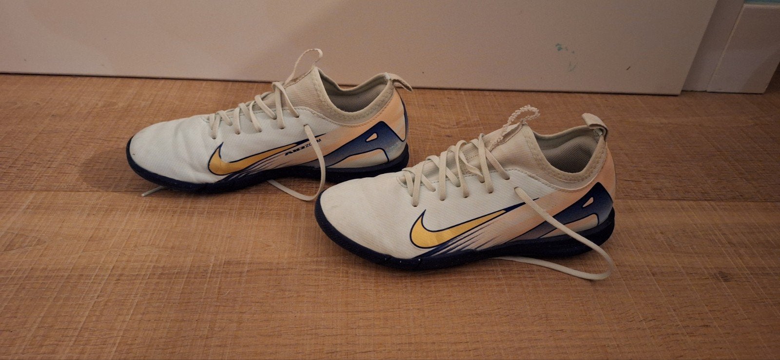 Zaalvoetbalschoenen Nike Air Zoom, maat 37.5, Ophalen of Verzenden, Nike, Jongetje, Gebruikt