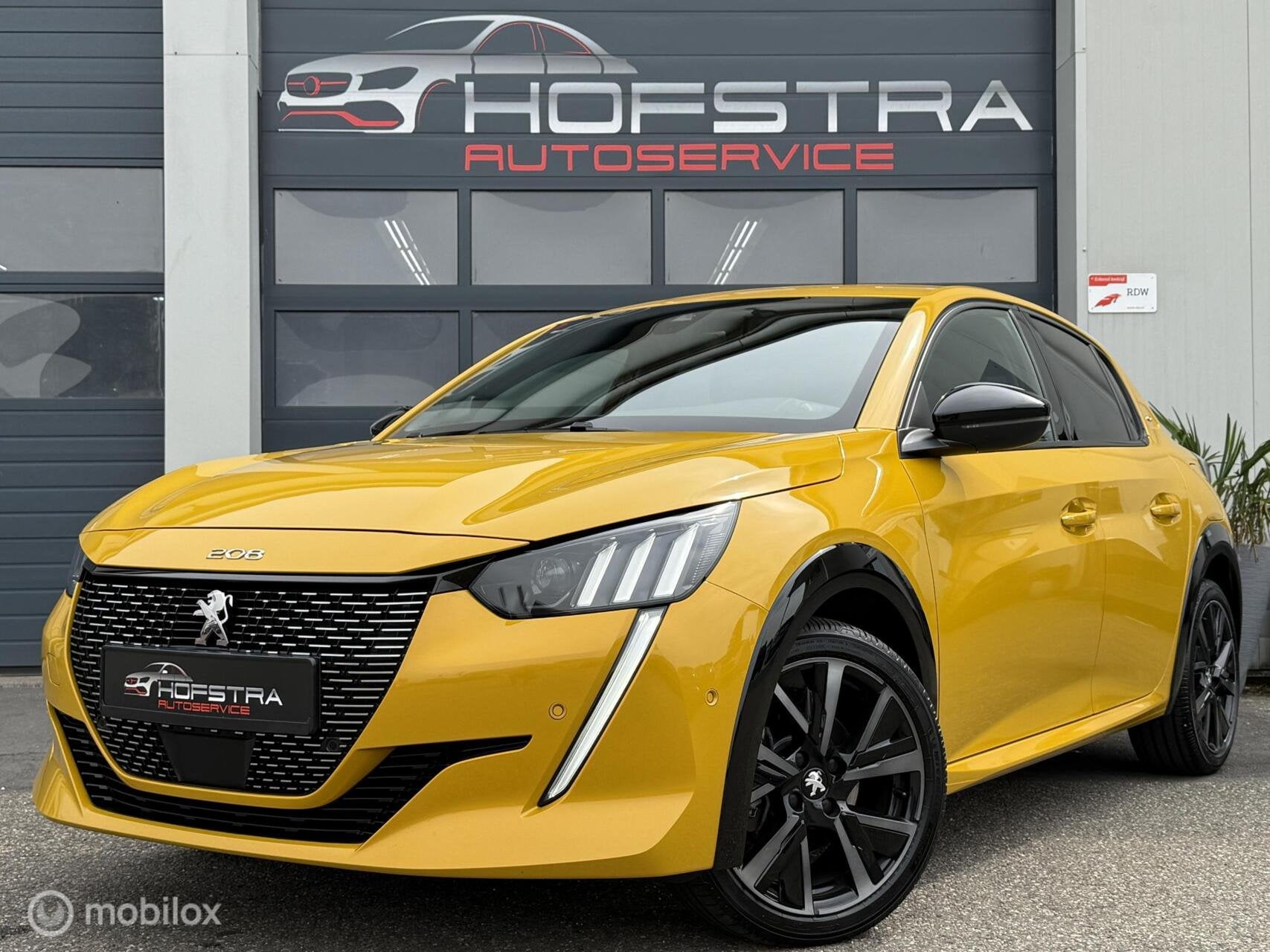 Peugeot 208 1.2 PureTech GT Pack Camera Adapt-Cruise Bomvol!, Auto's, Voorwielaandrijving, 101 pk, Gebruikt, Euro 6