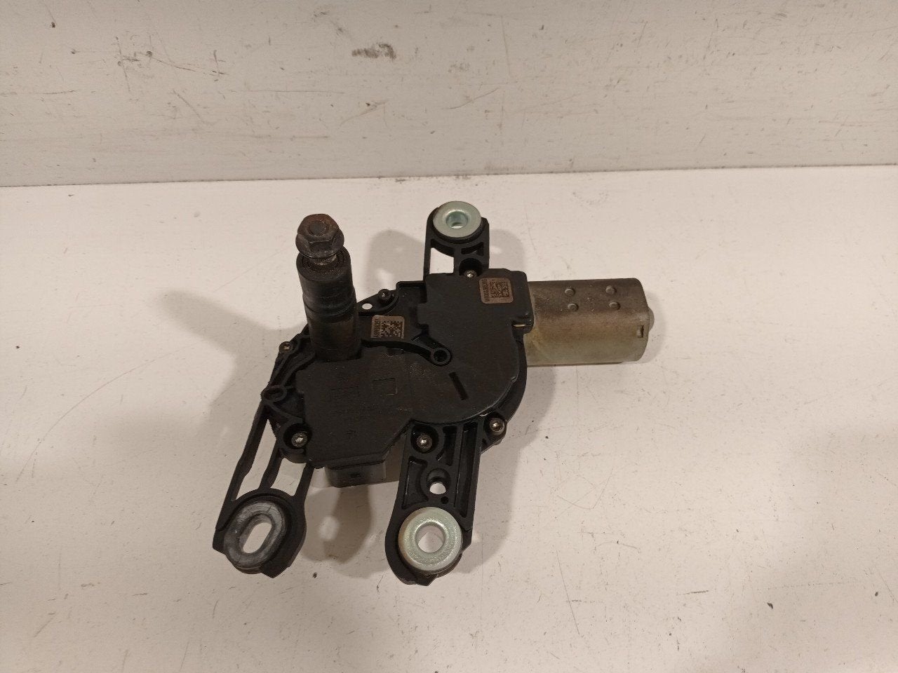 Ruitenwissermotor achter Volkswagen Golf, Onderdelen@venauto.nl, Van der Ven Autorecycling B.V., Gebruikt, Ettenseweg 76, 4706 PB Roosendaal, The Netherlands
