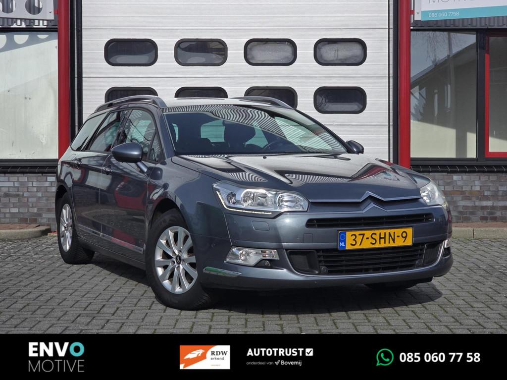 Citroen C5 Tourer 1.6 e-HDi Attraction Clima/Navi/Net Onderh, Auto's, Citroën, Euro 5, Gebruikt, Zwart, 4 cilinders
