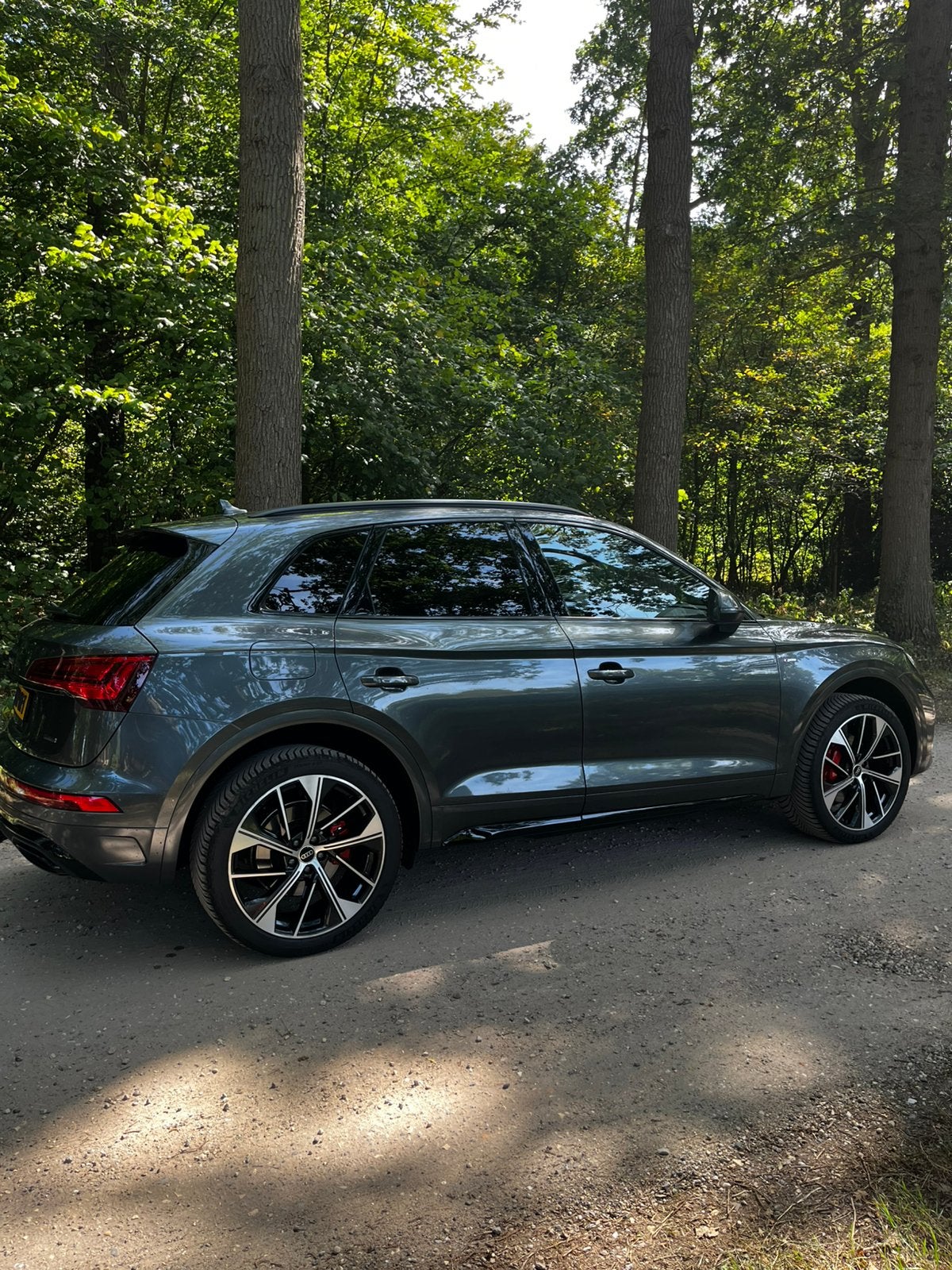 Audi Q5 50 Tfsi e 299pk Phev S Tronic Quattro 2022 Grijs, Auto's, Audi, Automaat, Zwart, 4 cilinders, Leder en Stof
