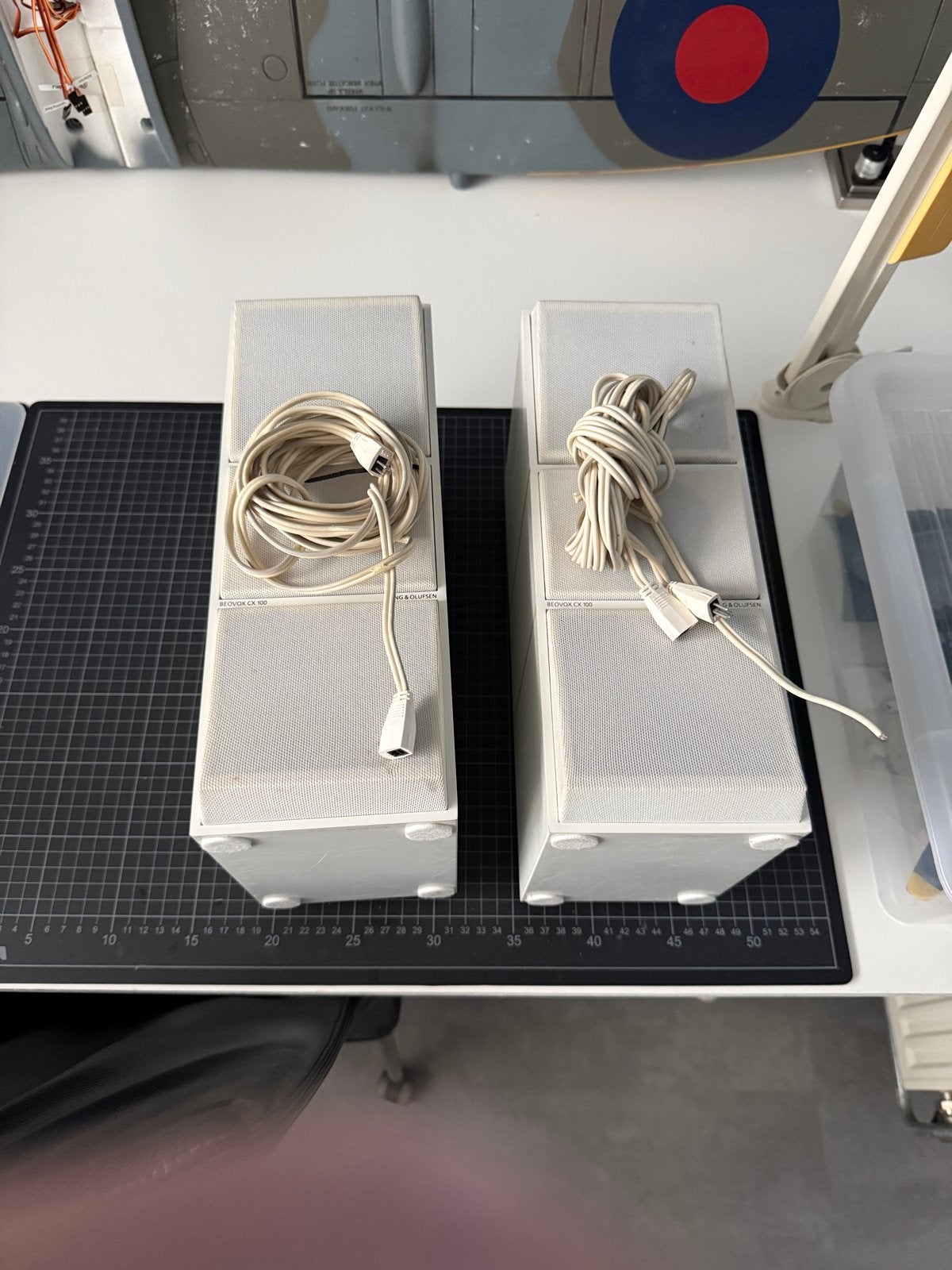 BeoVox CX100 speakers - Compacte en krachtige luidsprekers, Gebruikt, Inclusief kabels, Ophalen of Verzenden, Bang & Olufsen