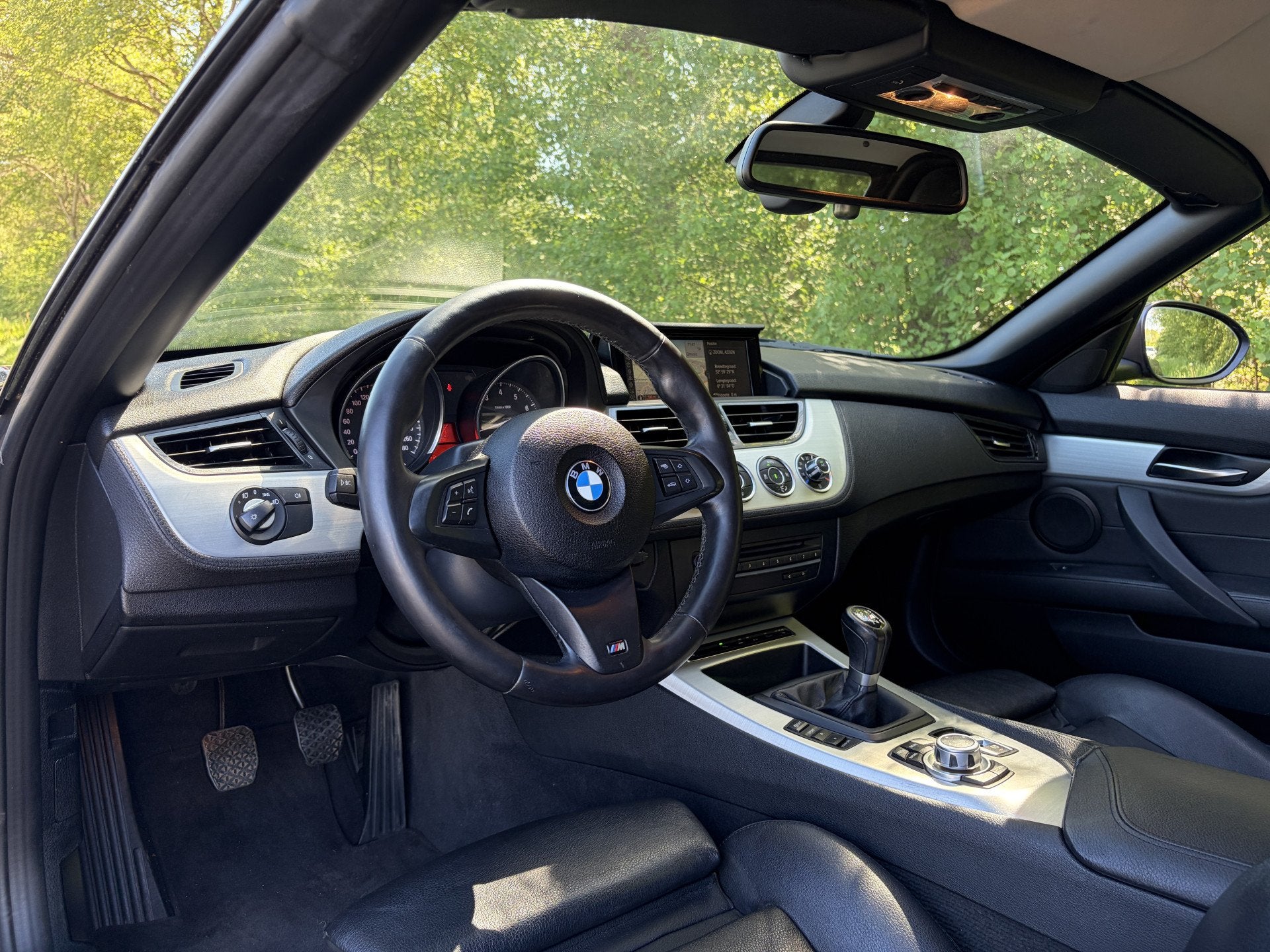 Foto 11 van BMW Z4 Roadster sDrive20i High Executive (bj 2014)