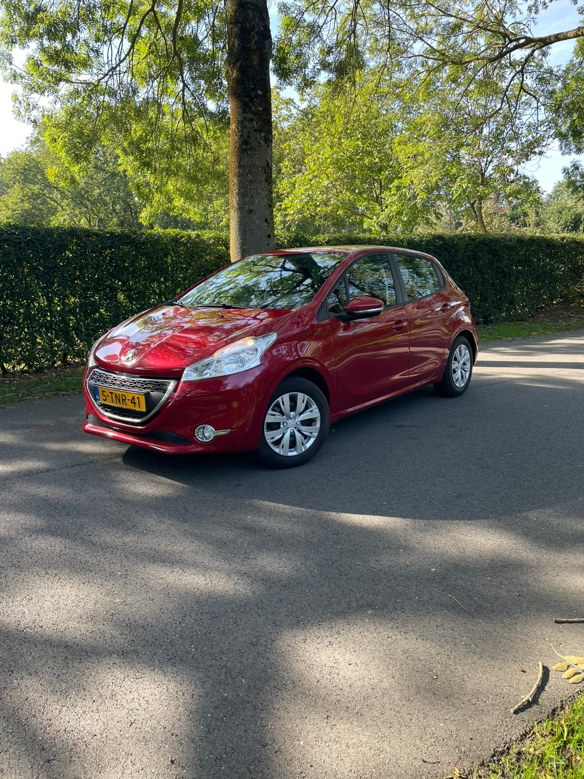Peugeot 208 1.2 60KW/82PK 5-D 2014, Voorwielaandrijving, Dealer onderhouden, Stof, Parkeersensor