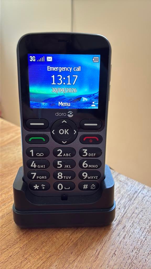 Doro mobiele telefoon. Speciaal voor ouderen., Telecommunicatie, Mobiele telefoons | Overige merken, Gebruikt, Ophalen of Verzenden