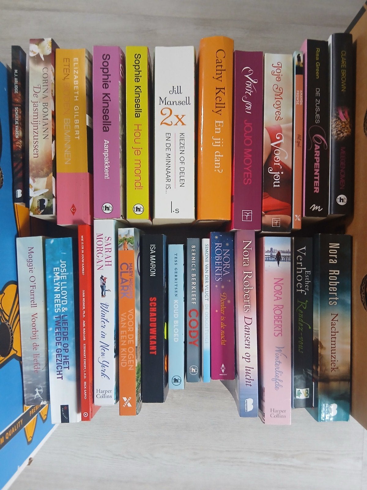 Boekenpakket: Romans, thrillers en meer (20+ boeken), Ophalen of Verzenden, Gelezen, Diverse auteurs (o.a. Sophie Kinsella, Jojo Moyes, Nora Roberts)
