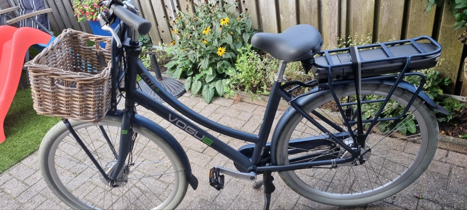 Vogue Elite E-bike met mandje en achterdrager, Ophalen, Gebruikt, Overige merken