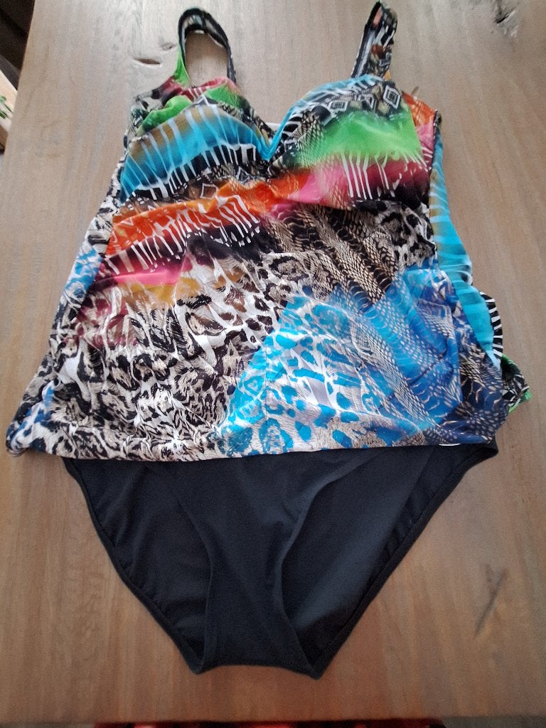 Kartine badpak, Kleding | Dames, Badmode en Zwemkleding, Meerkleurig, Badpak, Ophalen of Verzenden, Zo goed als nieuw