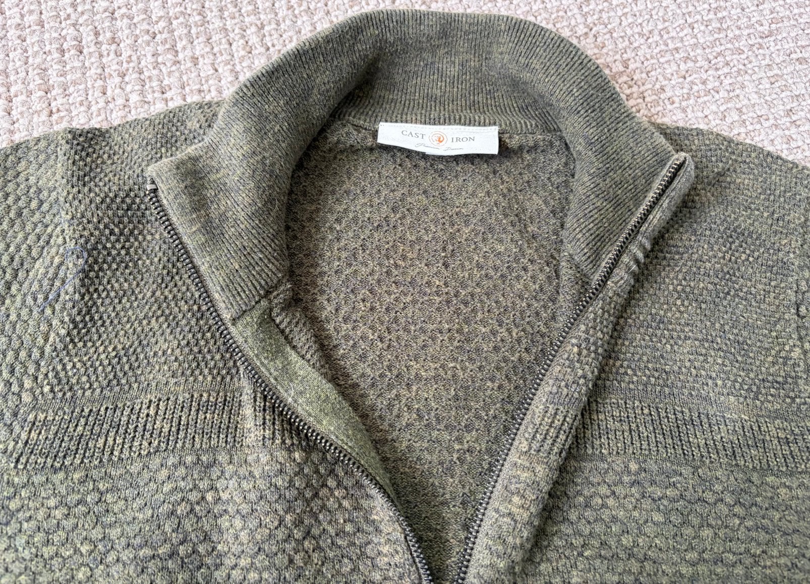 Cast Iron Vest, Ophalen of Verzenden, Gedragen, Maat 52/54 (L), Groen